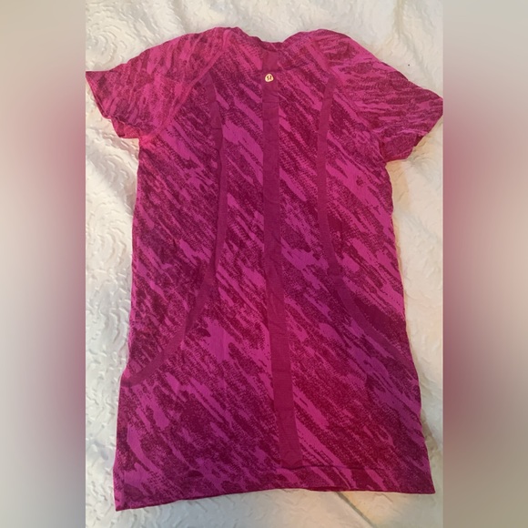 Lululemon Swiftly Tech Short Sleeve - Picture 3 of 4